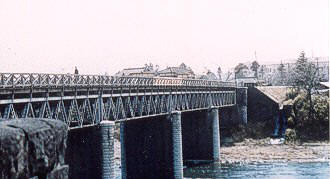 Yodomi Bridge construction